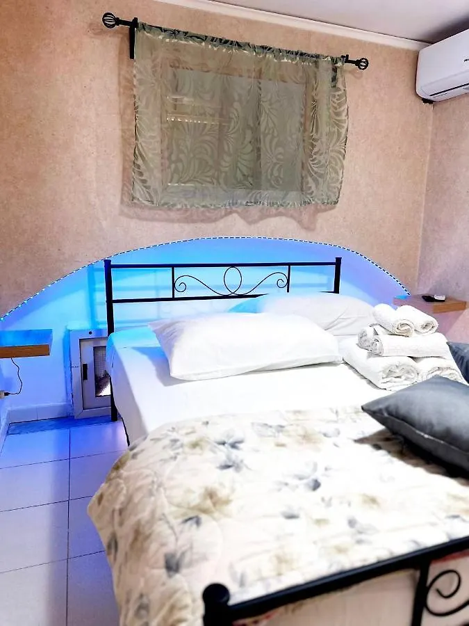 La Casina Di Adry Apartment Naples 0*,  Italy